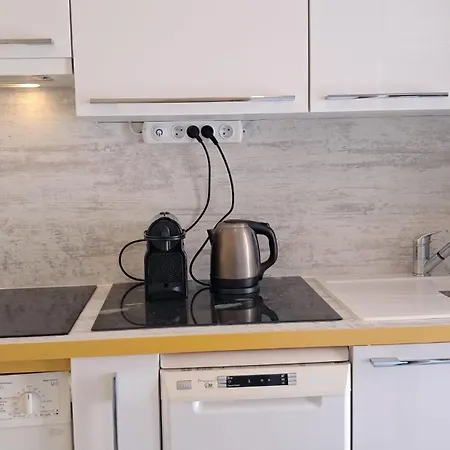 Apartment T3 Les Juandines